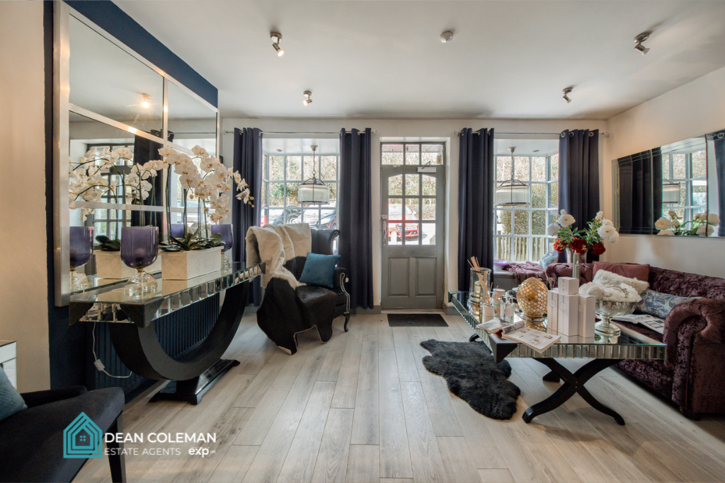 Property photo 3 of 32