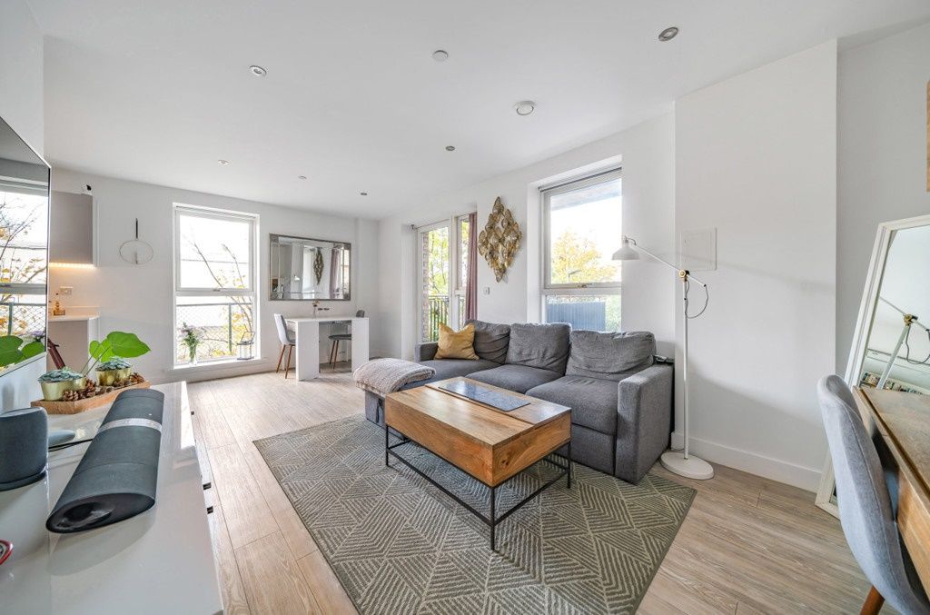 Property photo 1 of 12