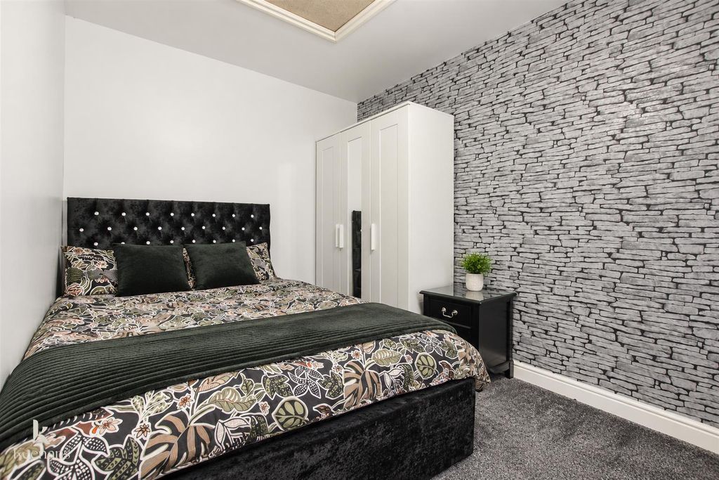 Property photo 3 of 11 Untitled-3.Jpg