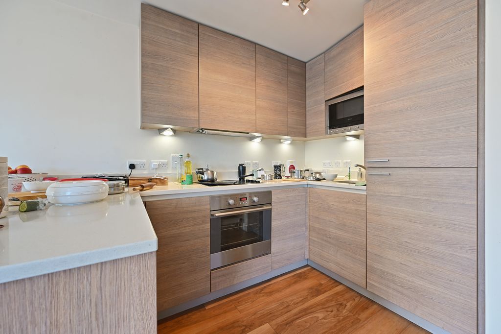 Property photo 3 of 13 12