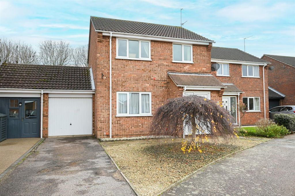 Property photo 1 of 16 Front.Jpg