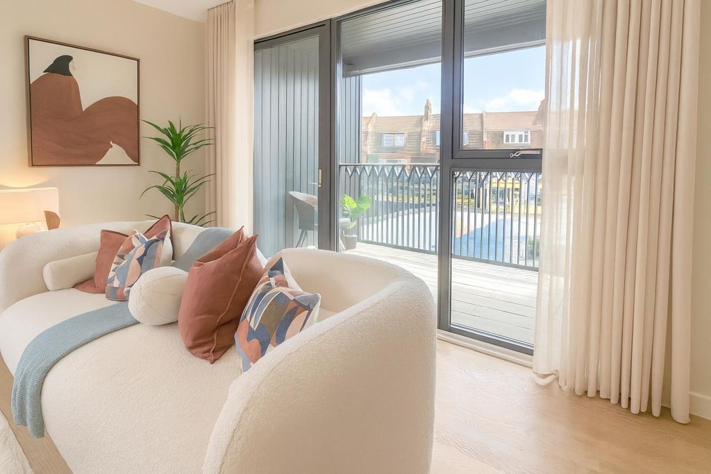 Property photo 3 of 9