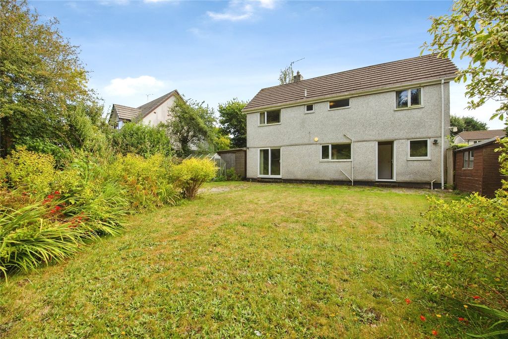 Property photo 2 of 21 Picture No. 28