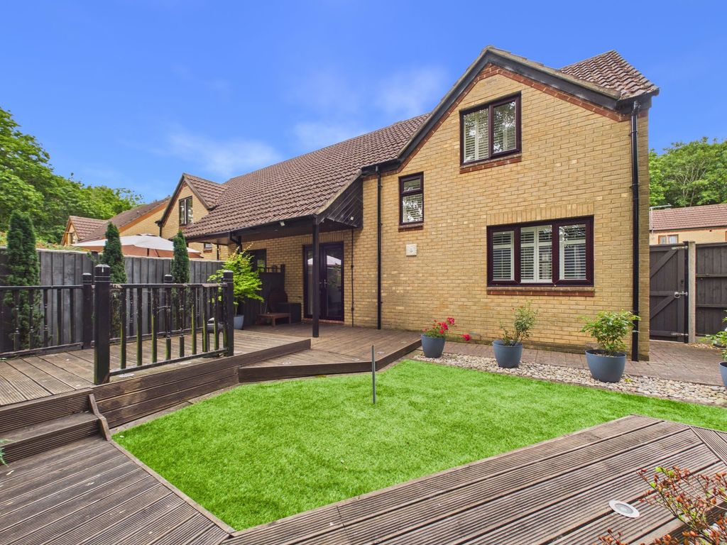 Property photo 1 of 22