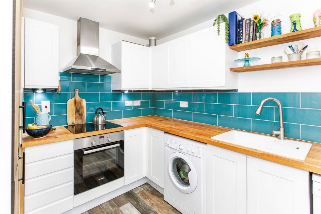 Property photo 3 of 20