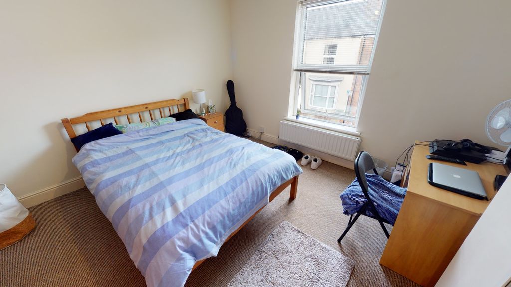 Property photo 2 of 6