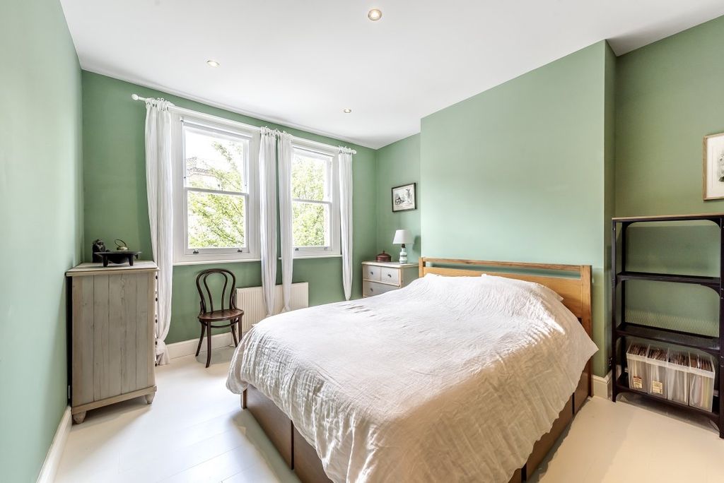 Property photo 3 of 6 523841 (4)