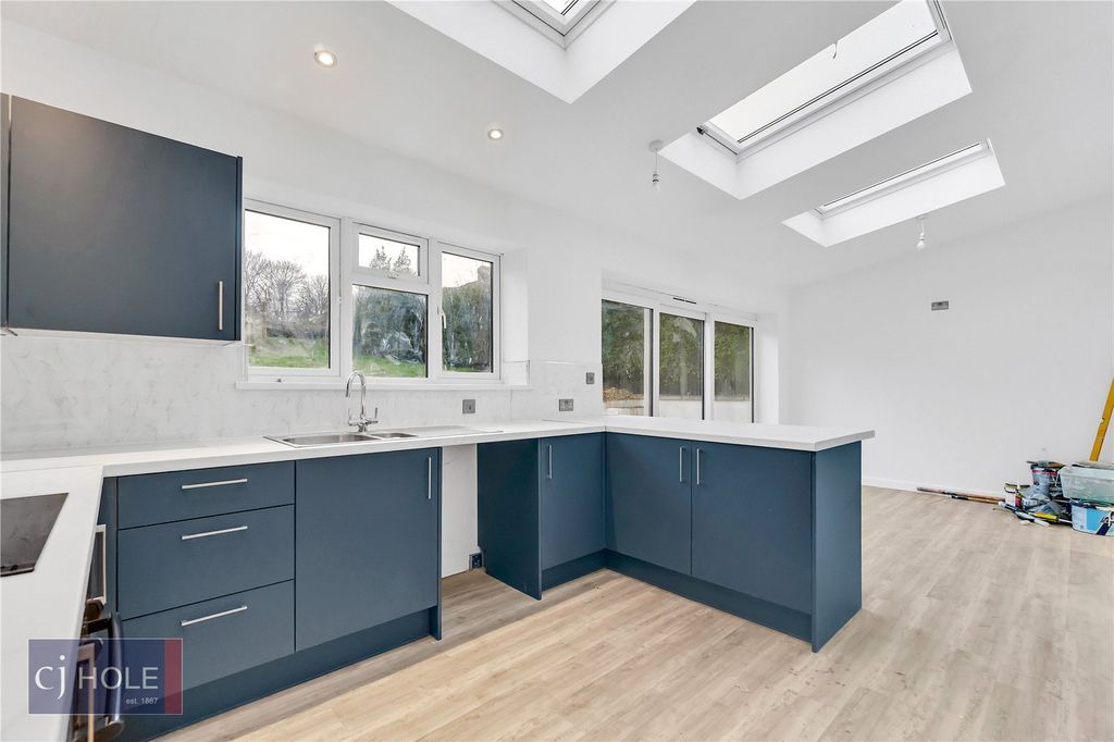 Property photo 3 of 18 Picture No. 66