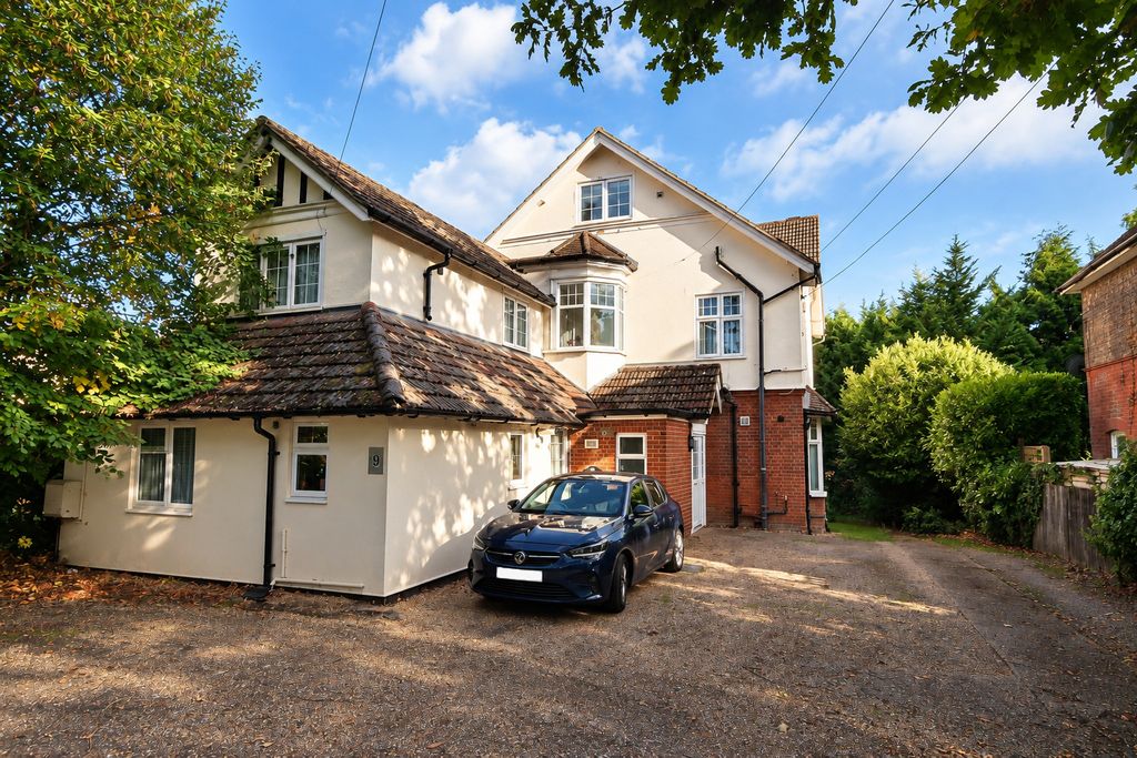 Property photo 1 of 5 Outside