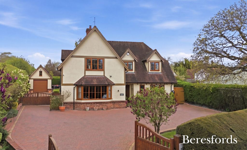 Property photo 1 of 26 Front