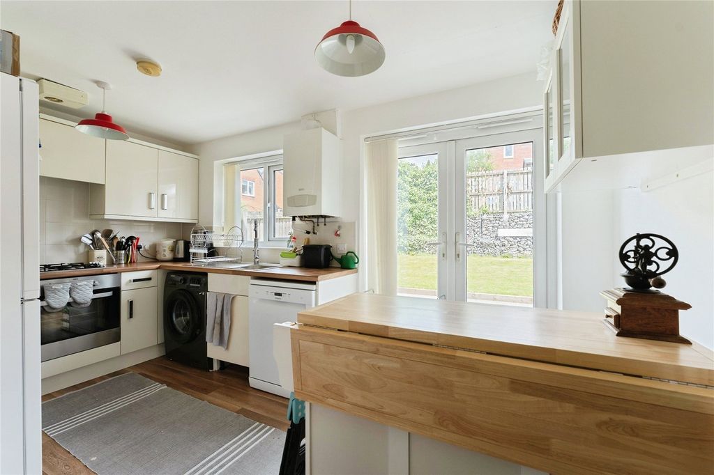 Property photo 3 of 16 Picture No. 34