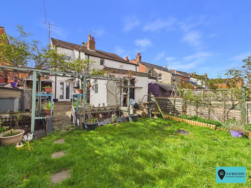 Property photo 3 of 15 Garden