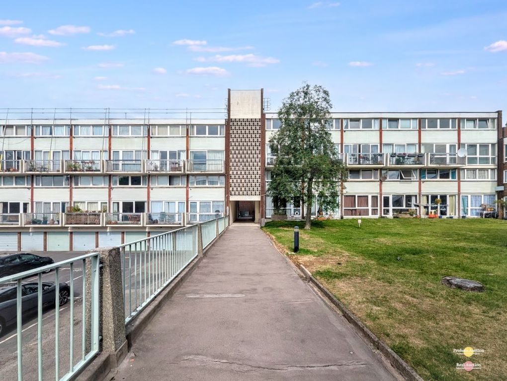 Property photo 1 of 20