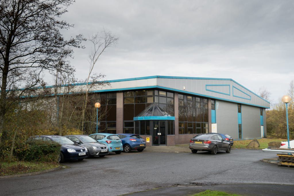 Property photo 1 of 14 Photo 4