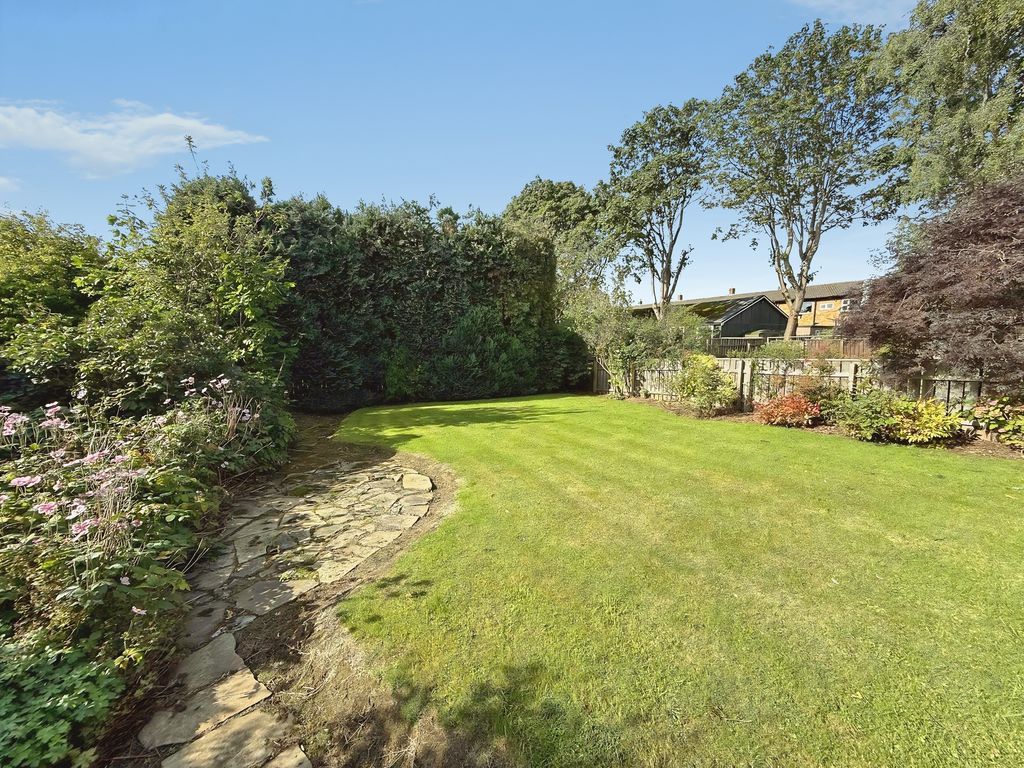 Property photo 3 of 14 Photo 14