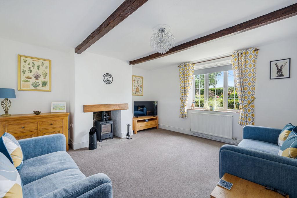 Property photo 3 of 40