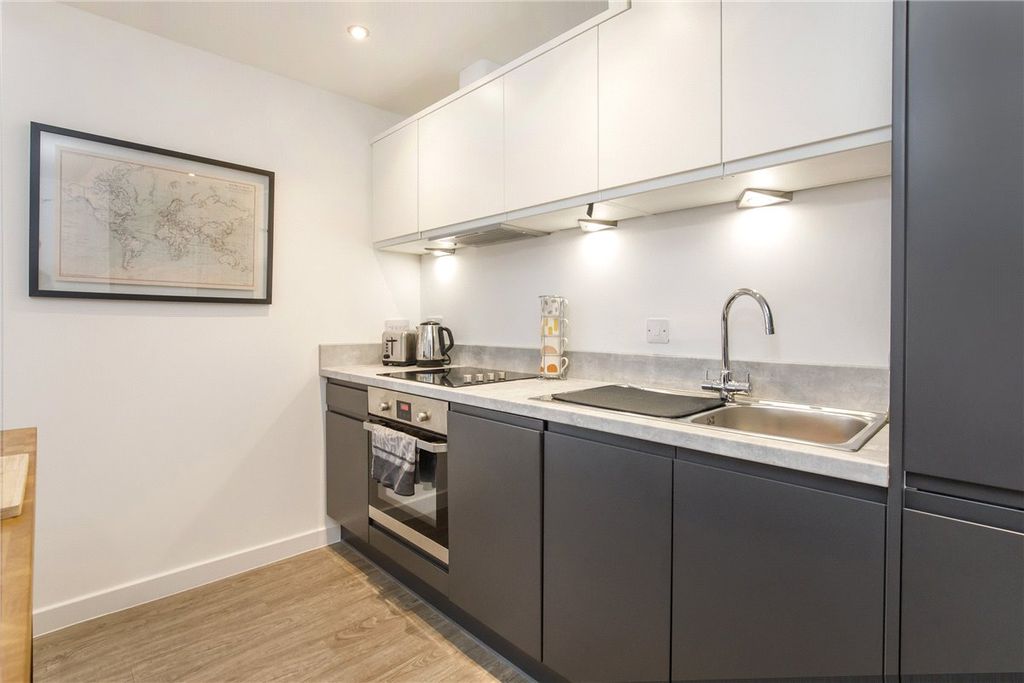 Property photo 2 of 9 Picture No. 01