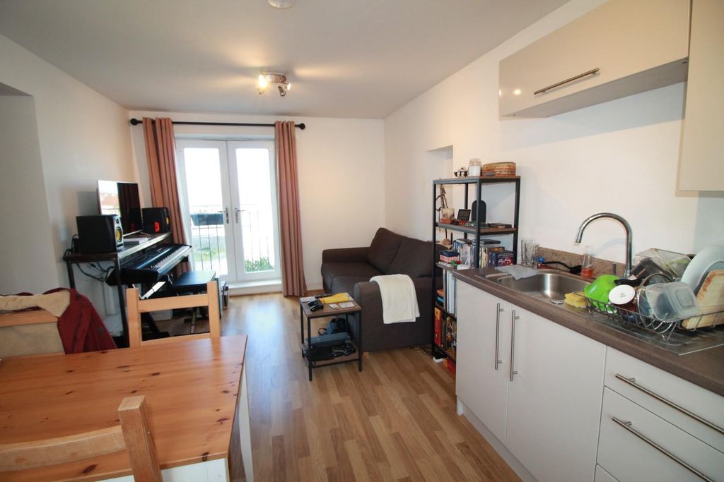 Property photo 3 of 5 Lounge.Jpg