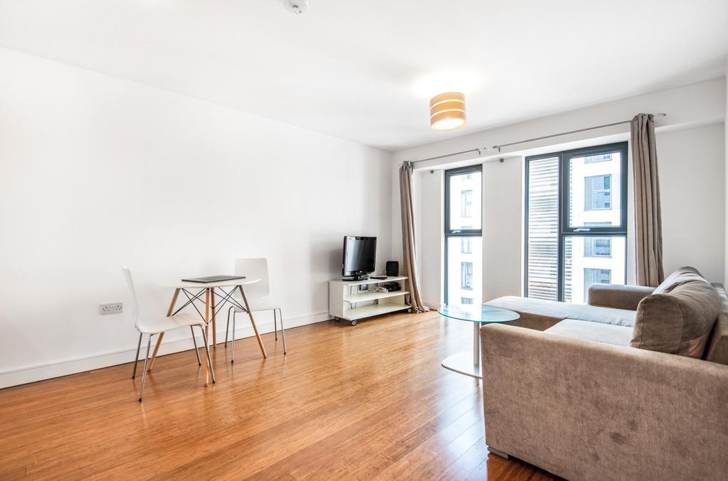 Property photo 2 of 5 Wip2Pmizauuf9Gum2Wie1A.Jpg