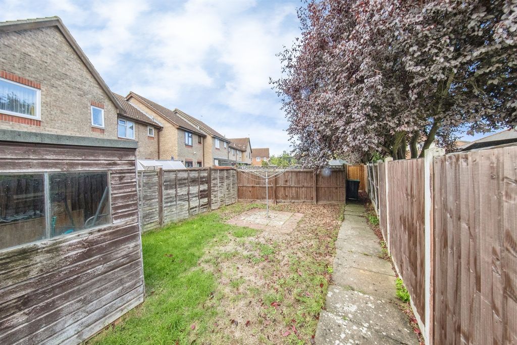 Property photo 2 of 15
