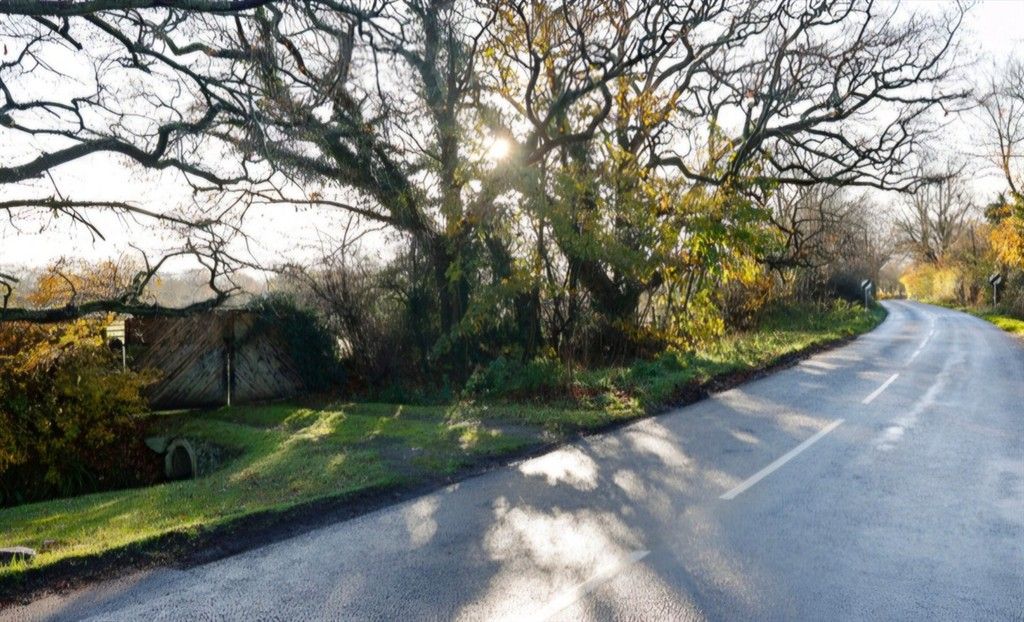 Property photo 1 of 1 Road Access