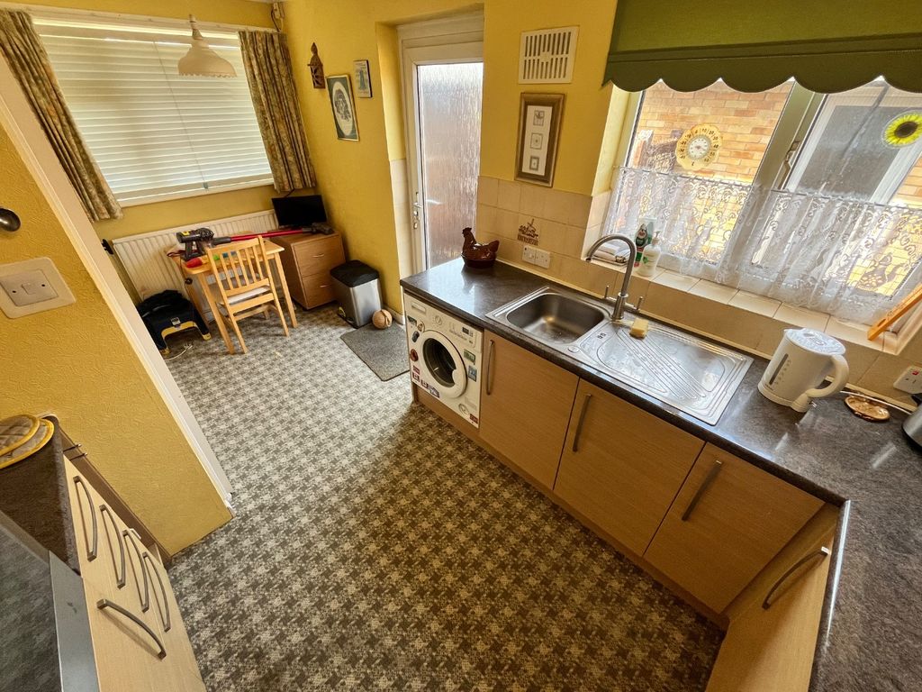Property photo 3 of 9 3919912