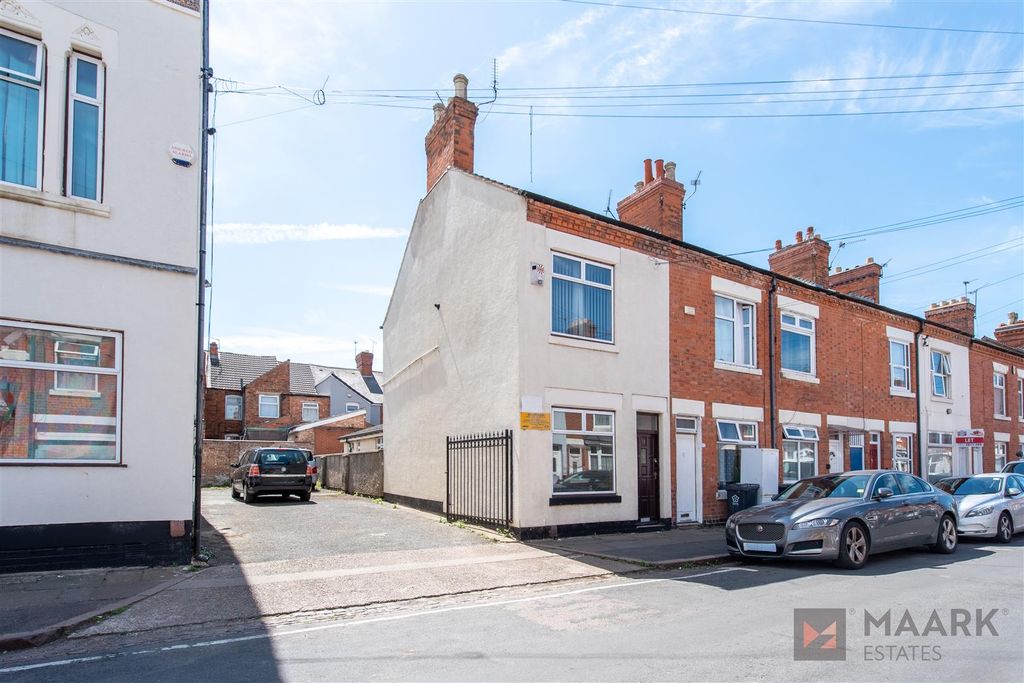 Property photo 1 of 19 Gipsyrd-15.Jpg
