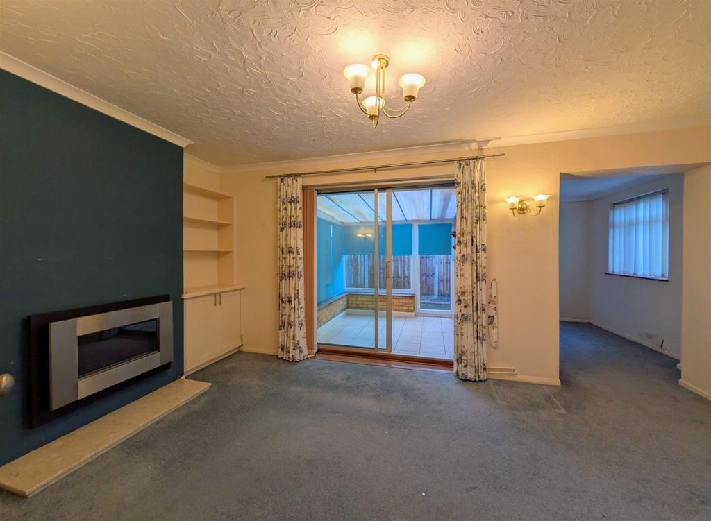 Property photo 3 of 15