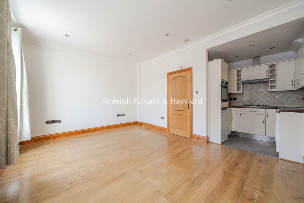 Property photo 1 of 8 Picture No. 04