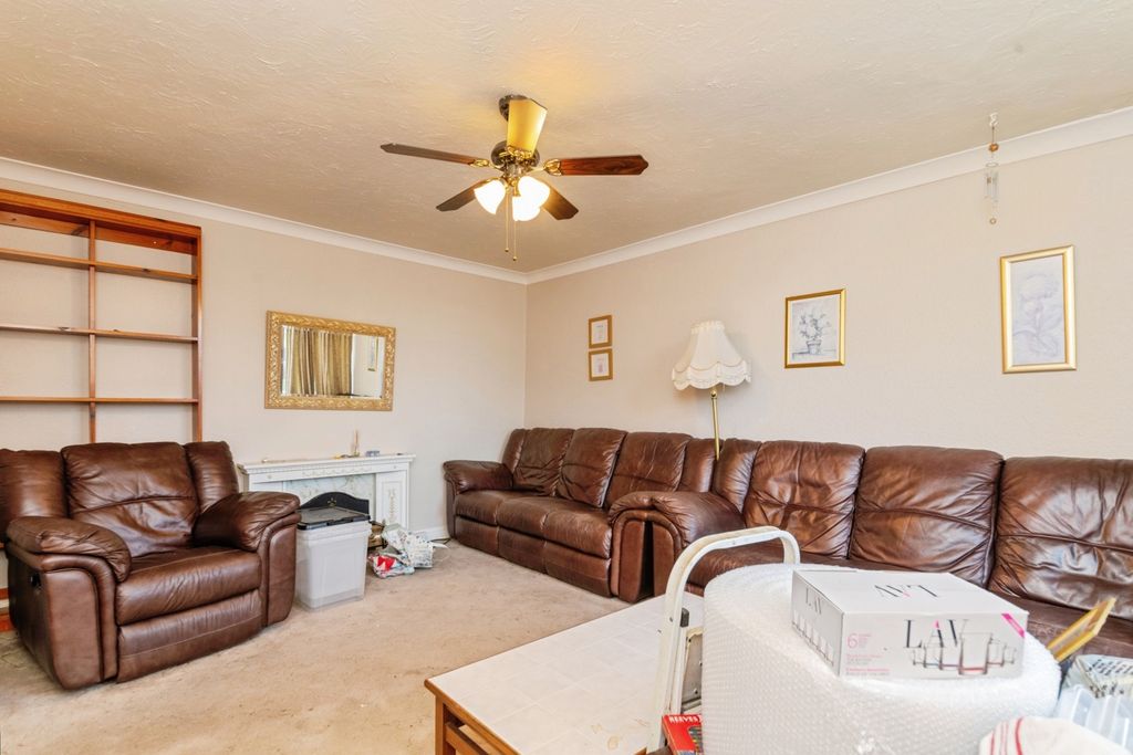 Property photo 2 of 15 Living Room