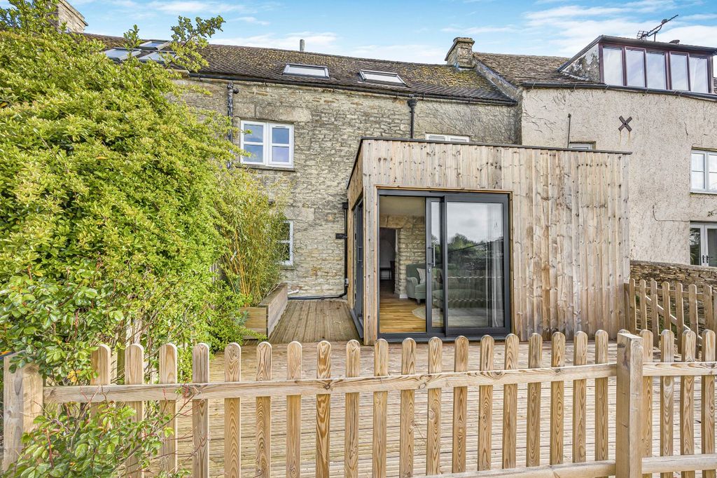 Property photo 1 of 16 Picture No. 07