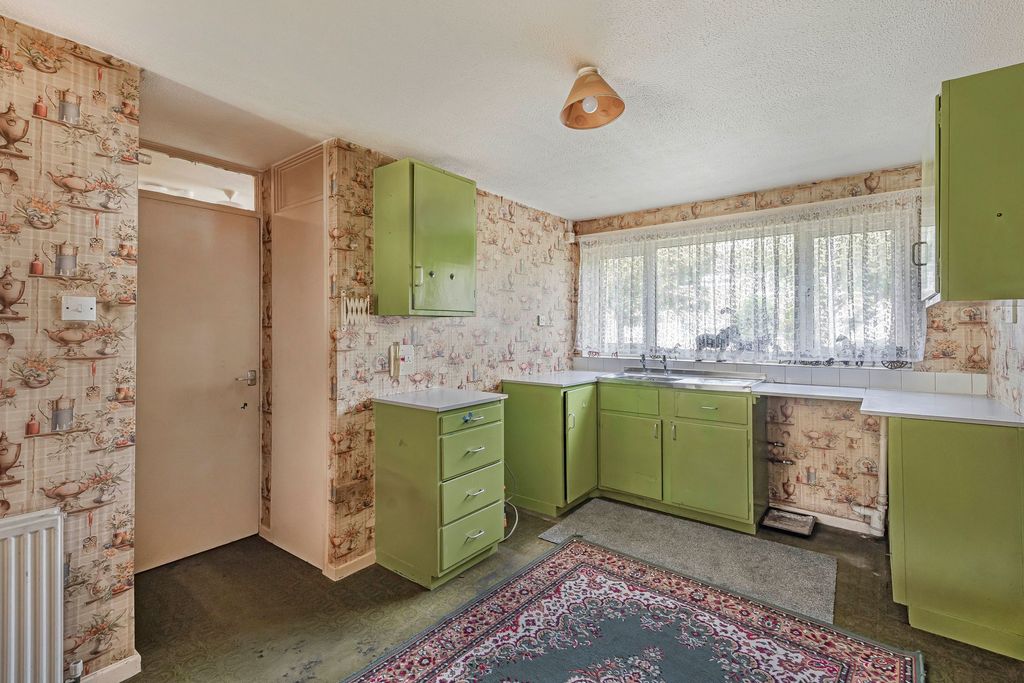 Property photo 3 of 13