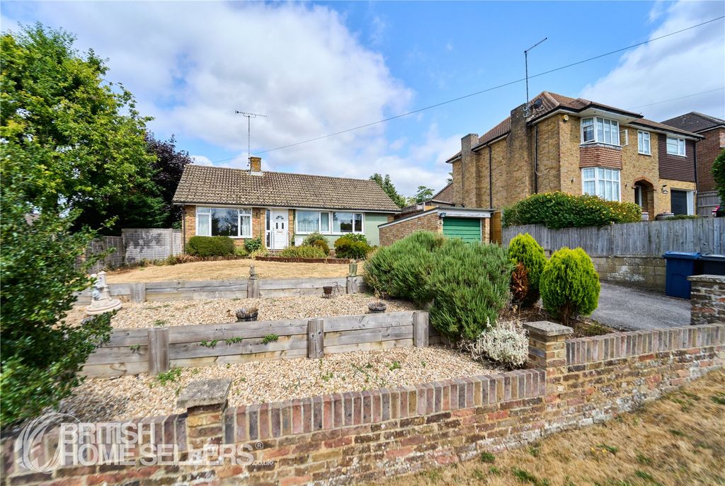Property photo 1 of 19 Picture No. 05