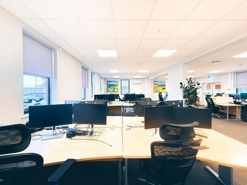 Property photo 1 of 10 Farrow House_Office To Let_Altrincham-13.Jpg