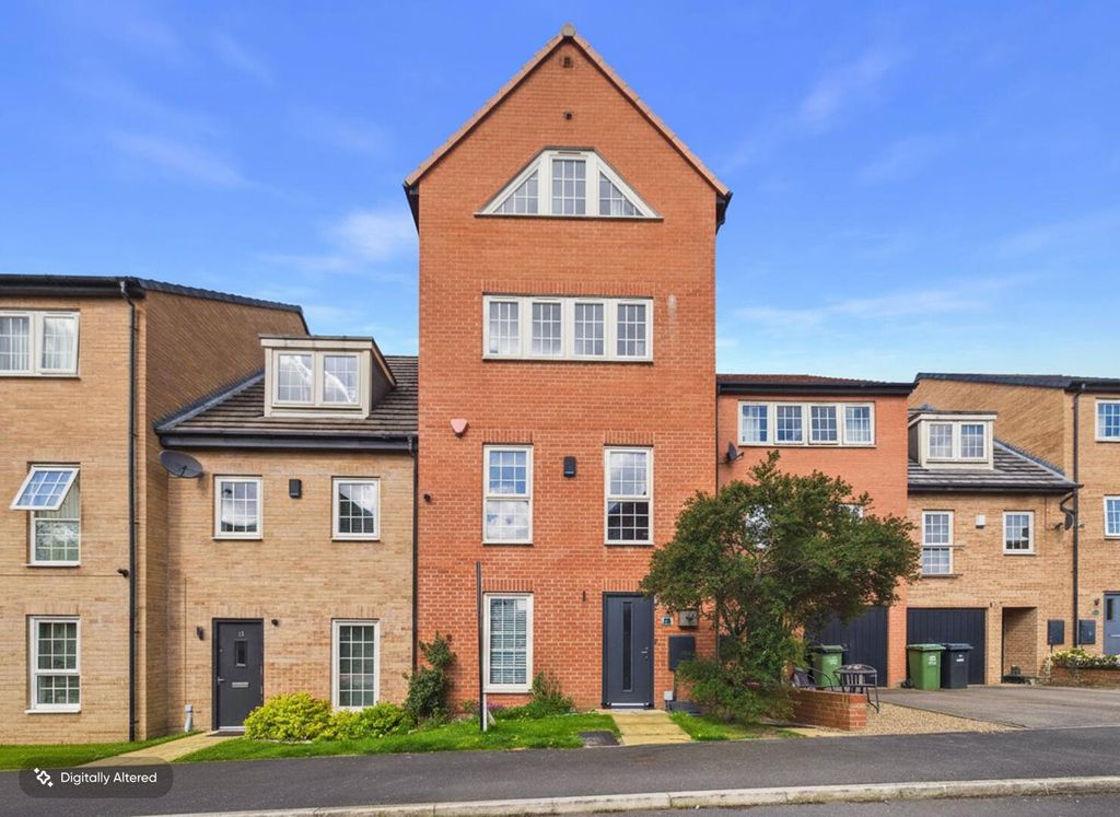 Property photo 1 of 13 Front (Exterior)