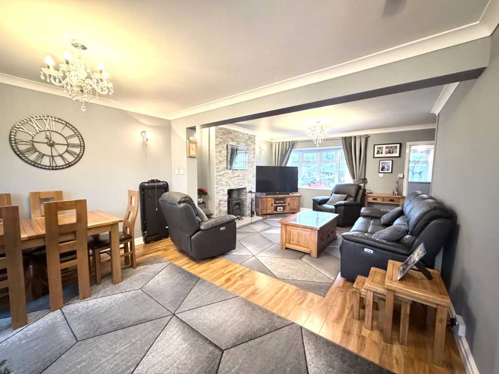 Property photo 2 of 32 Img_2865.Jpeg