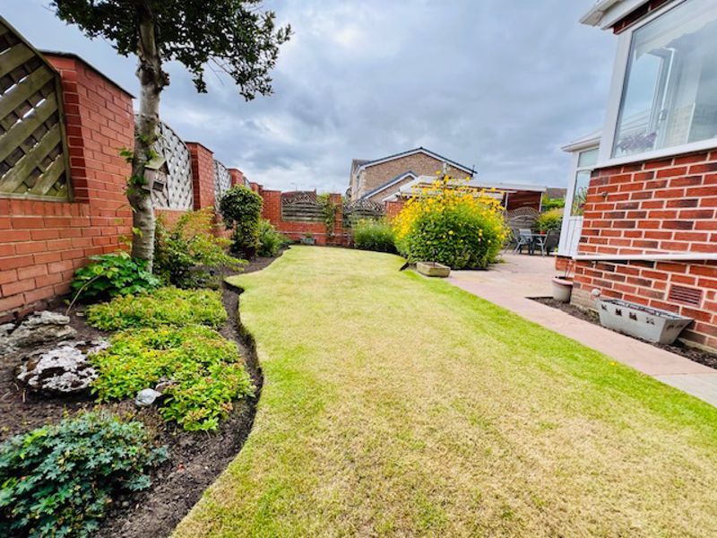Property photo 3 of 24 Photo 8