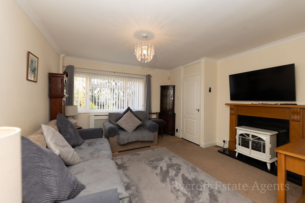 Property photo 3 of 21