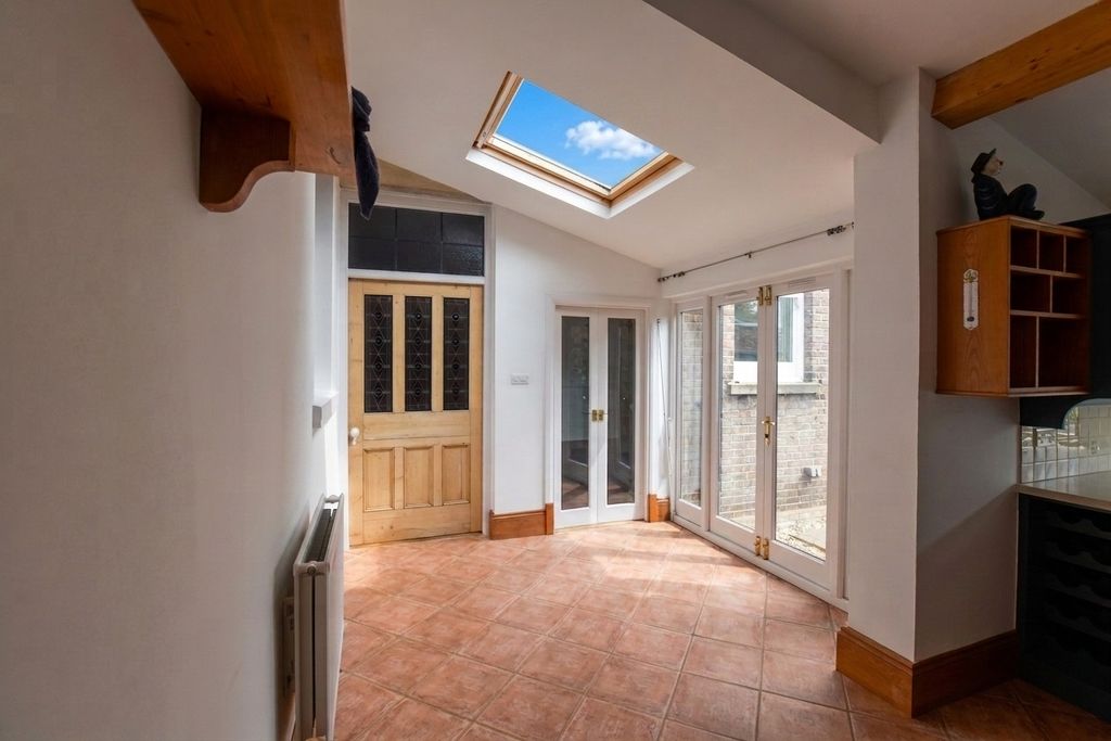 Property photo 3 of 16