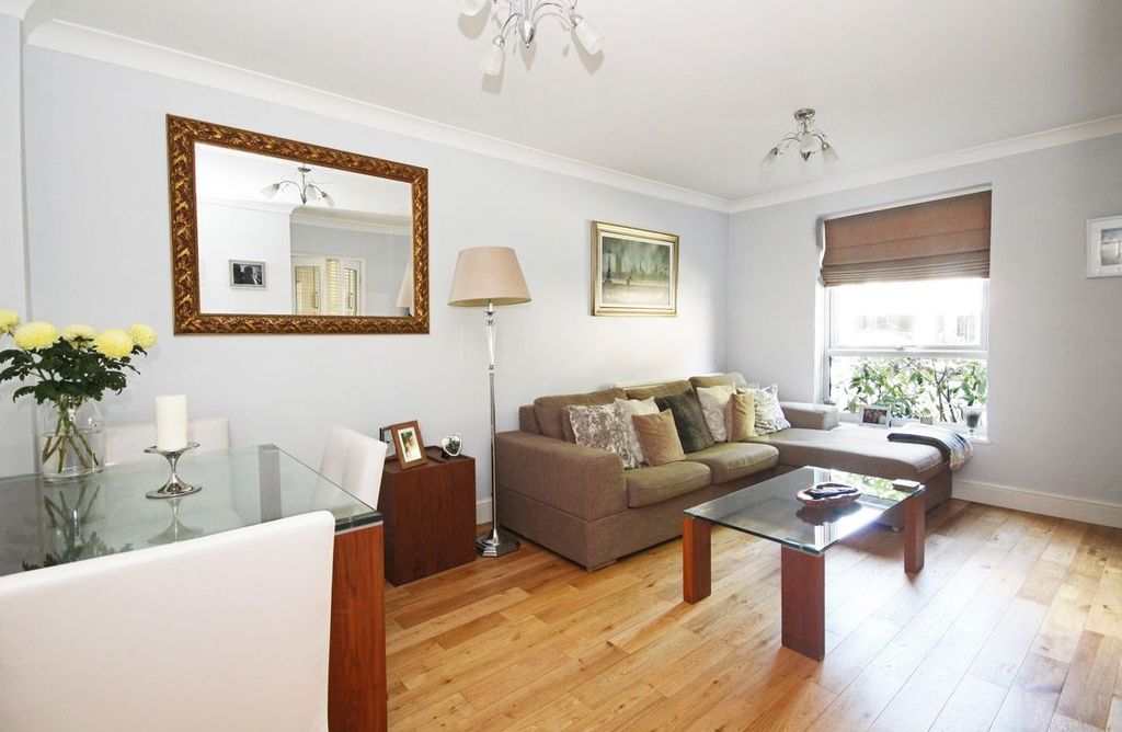 Property photo 2 of 5