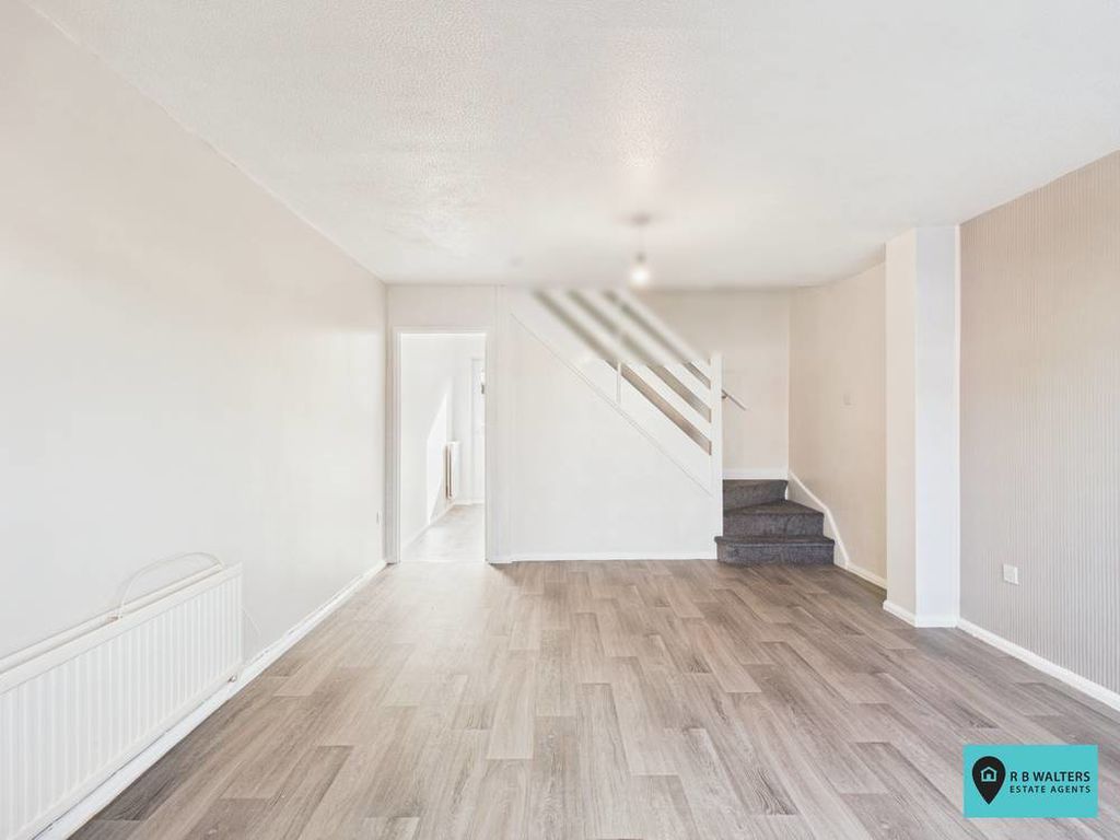 Property photo 2 of 9 Living Room