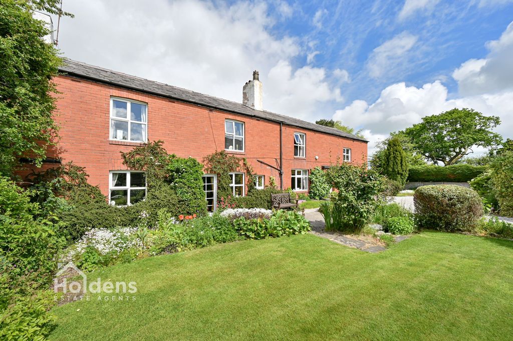 Property photo 1 of 31