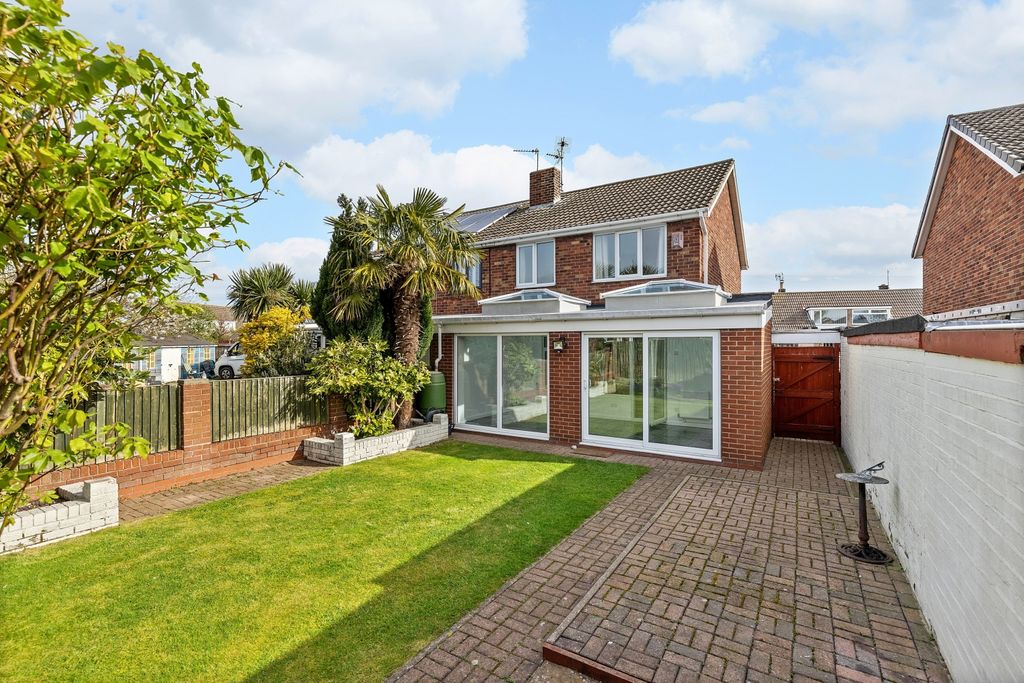 Property photo 2 of 16 Rear Garden