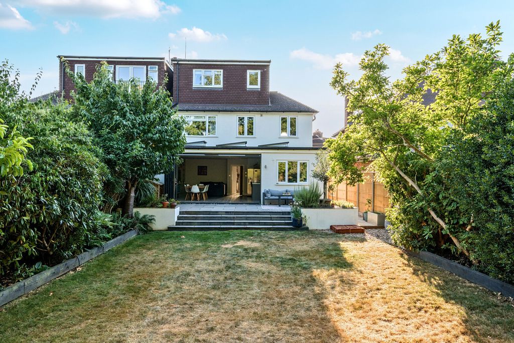 Property photo 3 of 20 31-6A6ce42A6Ca8F-...