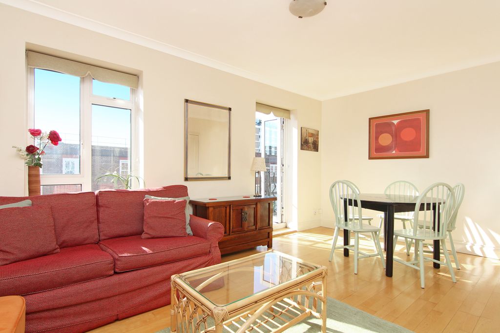 Property photo 2 of 9
