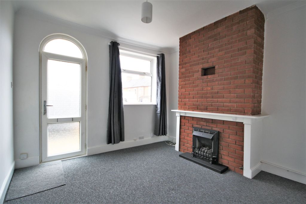 Property photo 2 of 10 Img_1141