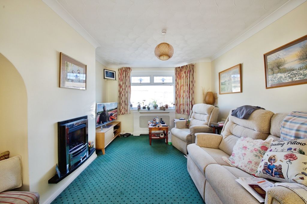 Property photo 2 of 18 Pbox-Img.Jpg