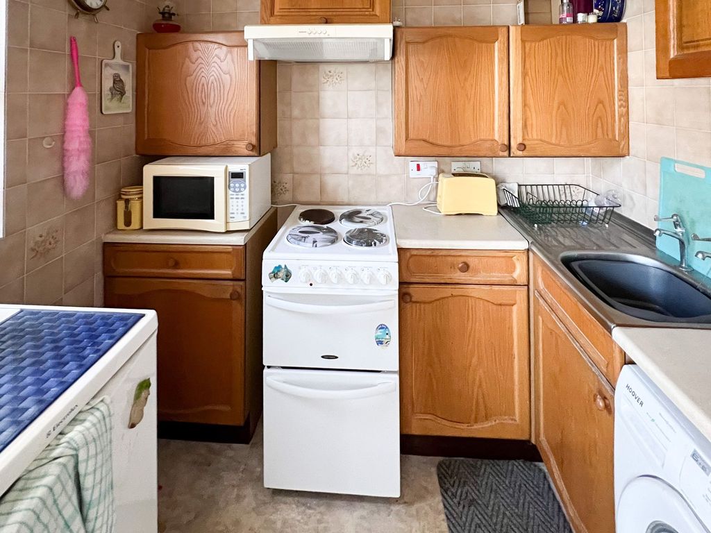 Additional image 4 of 1 bed flat for sale12 Maison Belleville, St Saviour JE2