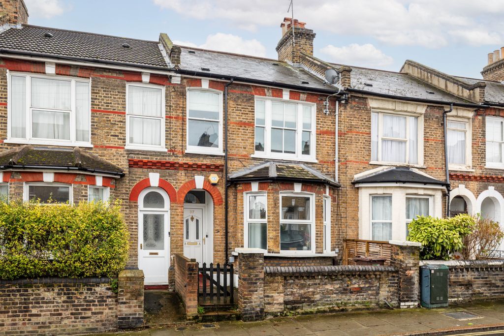 Property photo 2 of 14