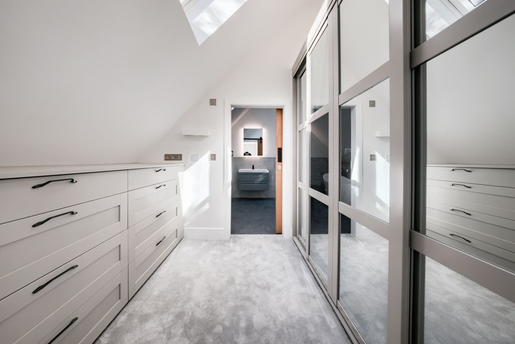 Additional image 12 of 2 bed flat for saleFlat 5, Benson Road, Stratford-Upon-Avon CV37